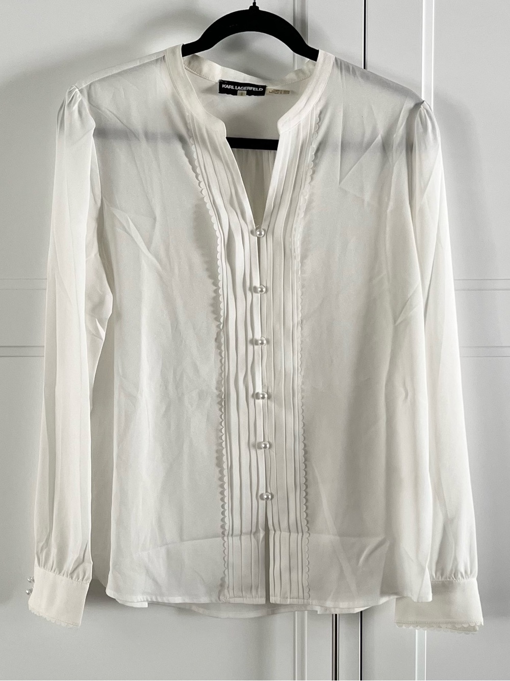 Karl Lagerfeld Ivory Pleated Button-Front Blouse size M